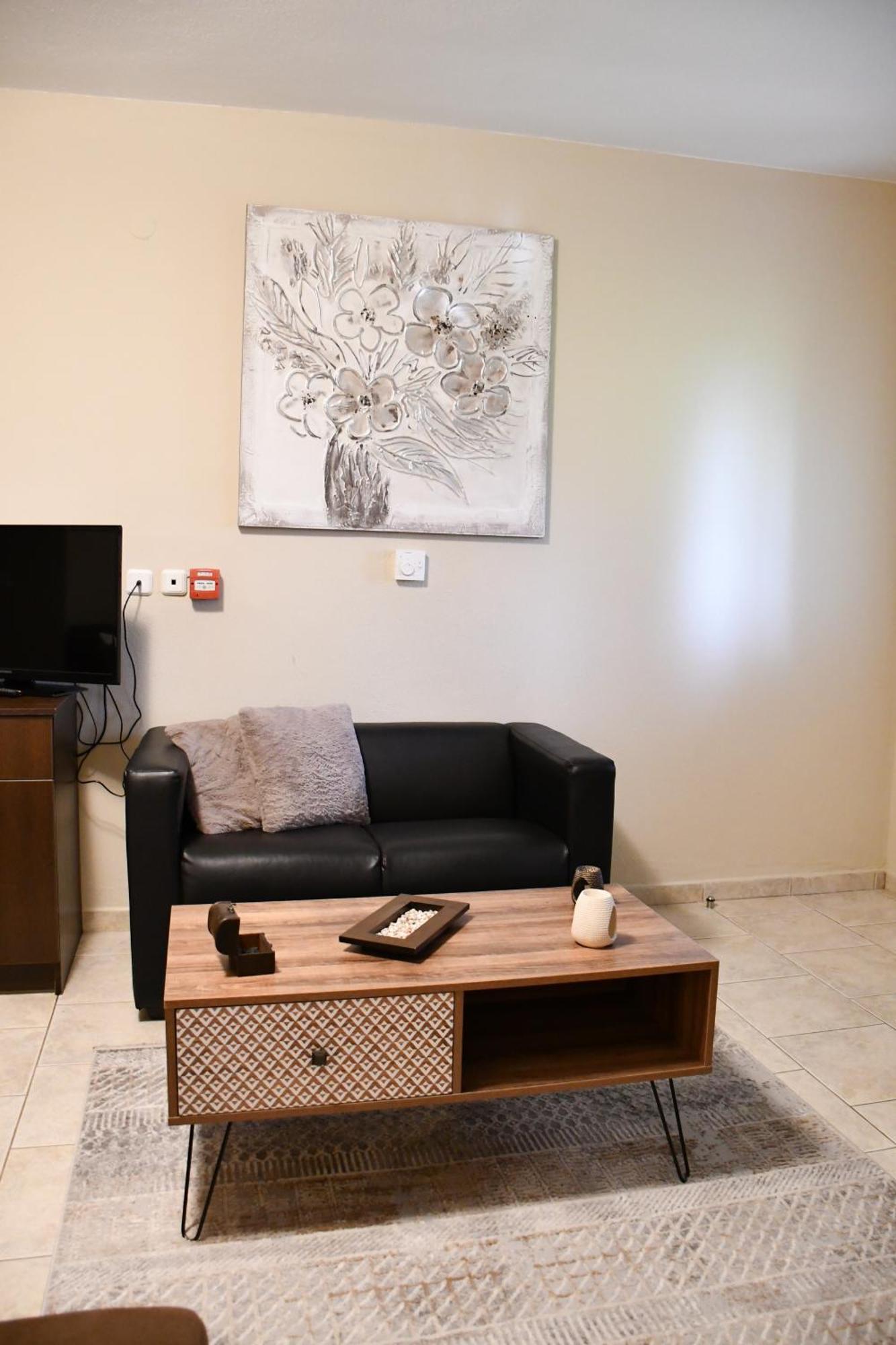 Toula Rooms Ángistron المظهر الخارجي الصورة