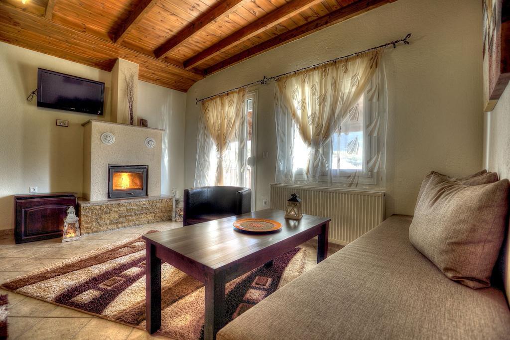 Toula Rooms Ángistron الغرفة الصورة