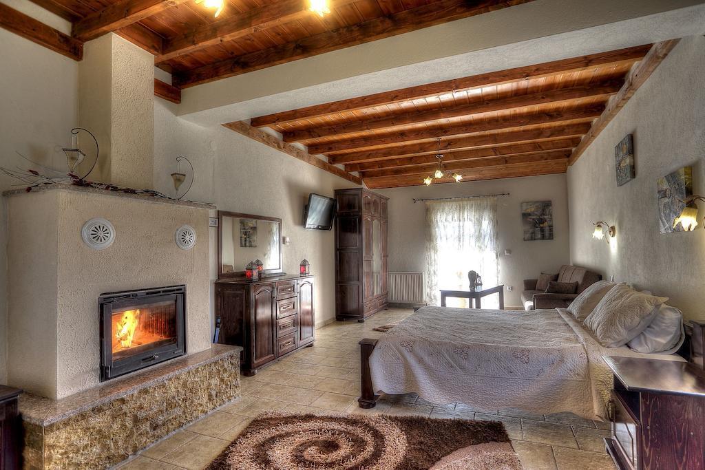 Toula Rooms Ángistron الغرفة الصورة