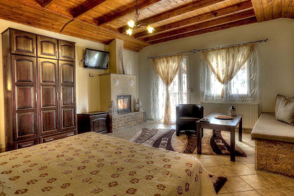 Toula Rooms Ángistron الغرفة الصورة