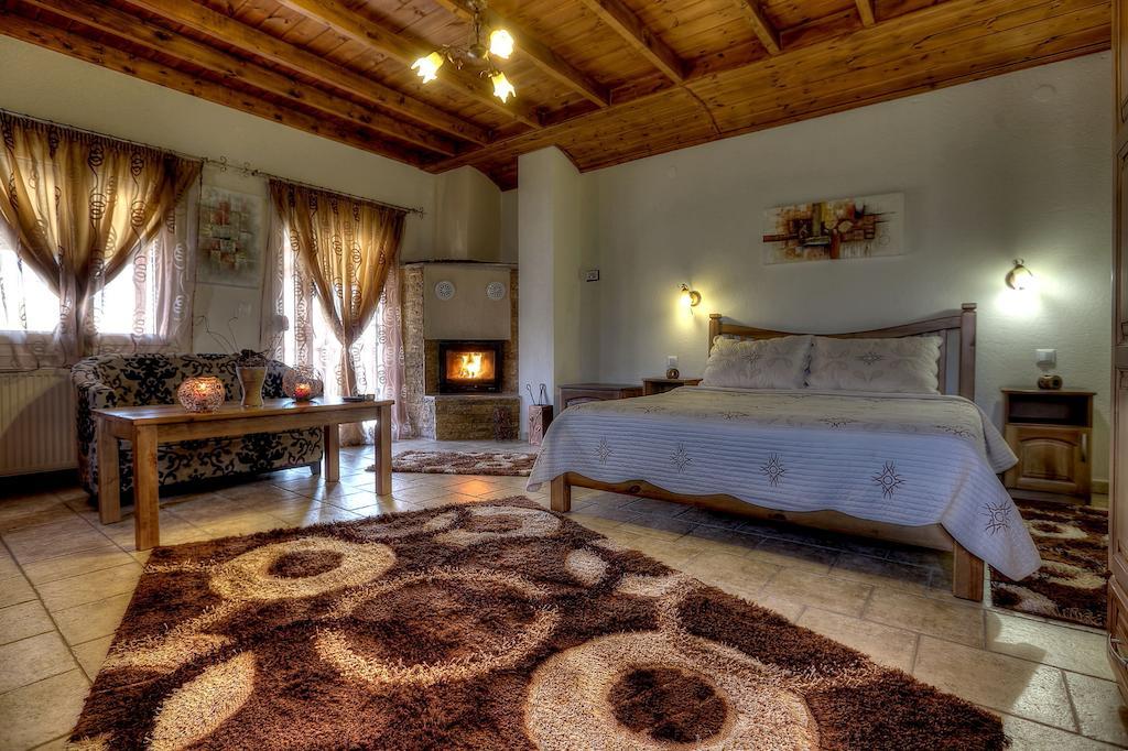 Toula Rooms Ángistron الغرفة الصورة