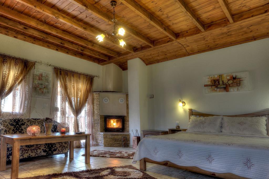 Toula Rooms Ángistron الغرفة الصورة