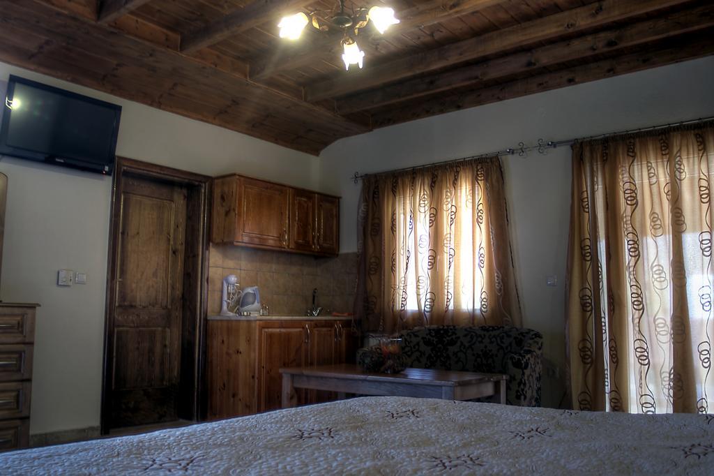Toula Rooms Ángistron المظهر الخارجي الصورة
